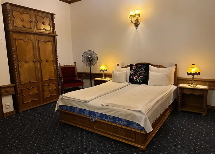 Ello 3* Veszprém